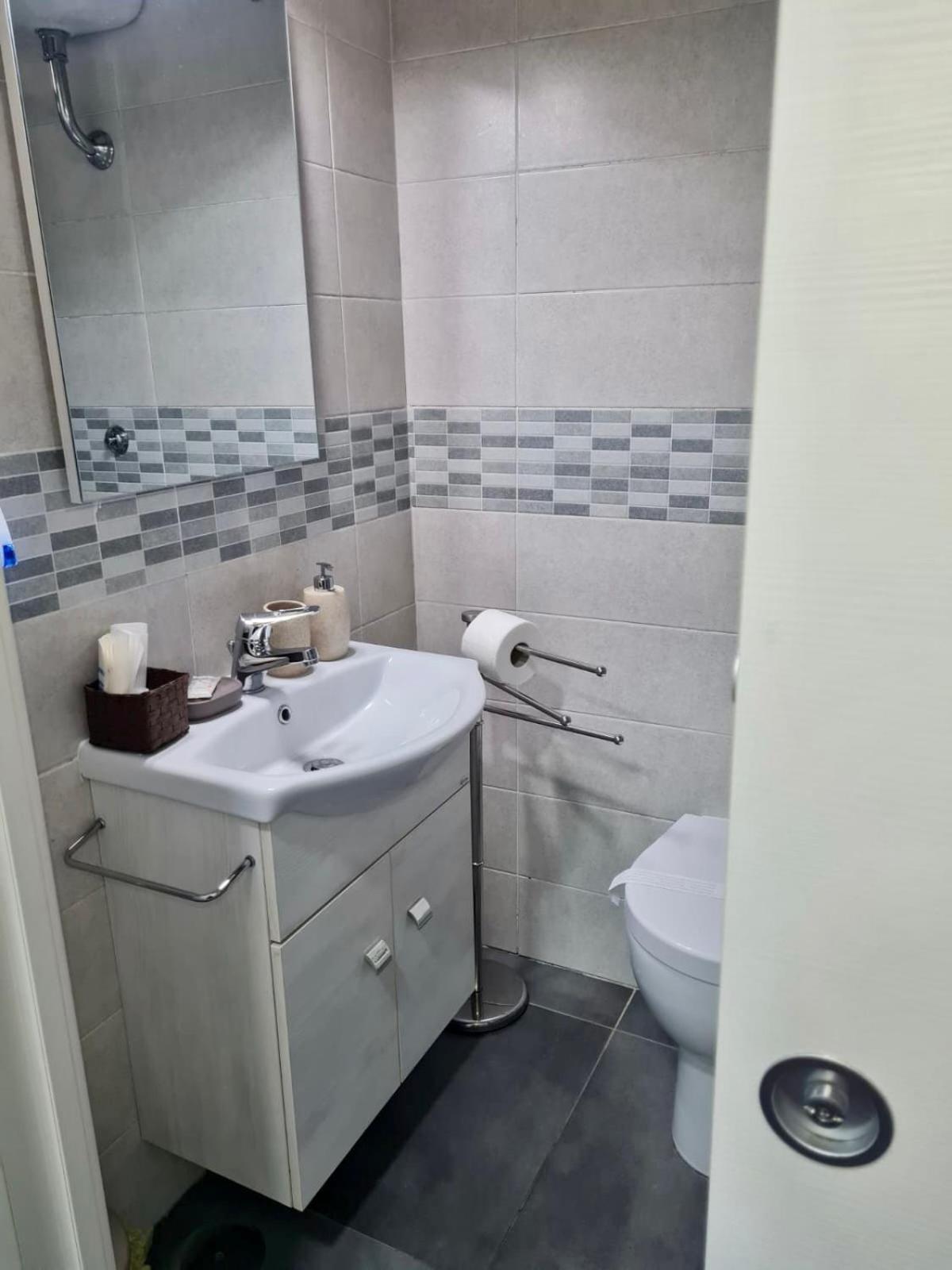 Clale Rooms Napoli Bagian luar foto